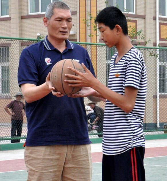 儿童7-9岁提升身高训练方法,父母个子矮如何提高孩子的身高