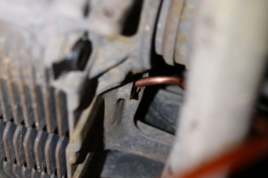 怪兽修车:翻新一辆2005年凌志LS430,当年百万经典车,满血复活