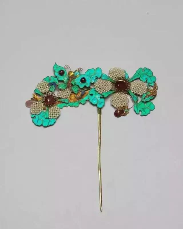 古代女人的首饰,古代女子的首饰描写