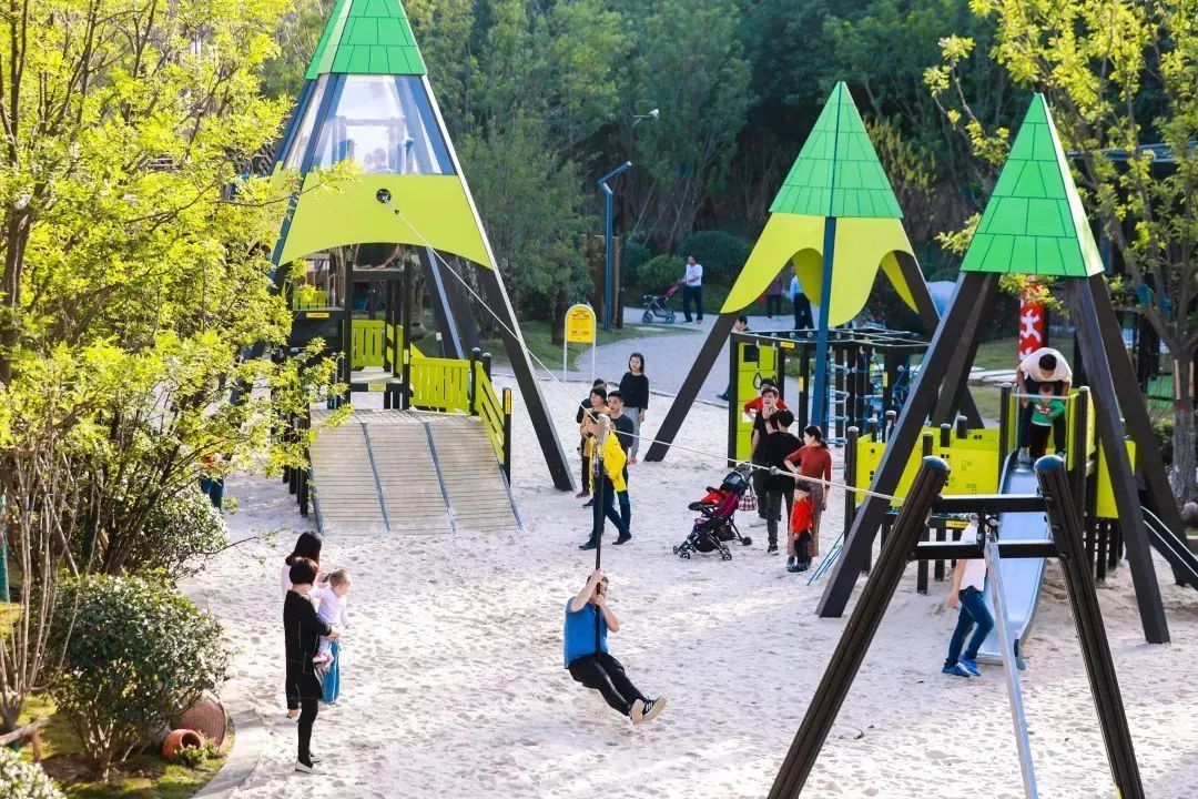 建业足球小镇怎么玩,建业足球队的5年规划