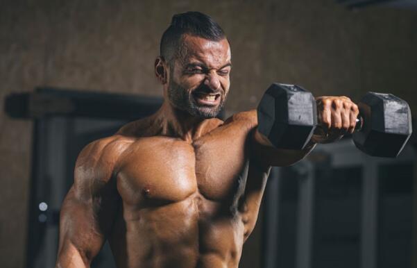 了解健身中被捧上天的知识，很多都是伪知识，教你判断真假