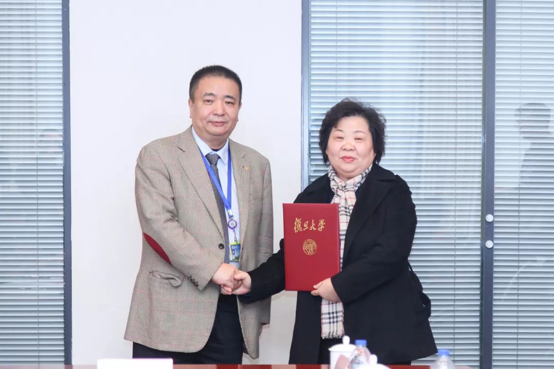 共建聚力!复旦大学-中国科学院苏州生物医学工程技术研究所战略合作协议签约仪式举行