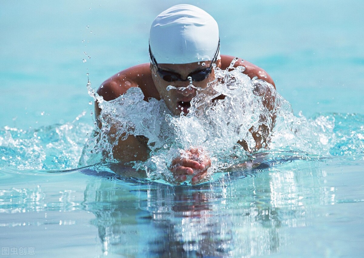 布质泳帽正确佩戴方法,泳帽正确戴法新款