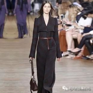 高级感的一款双面呢大衣,双面呢大衣两件