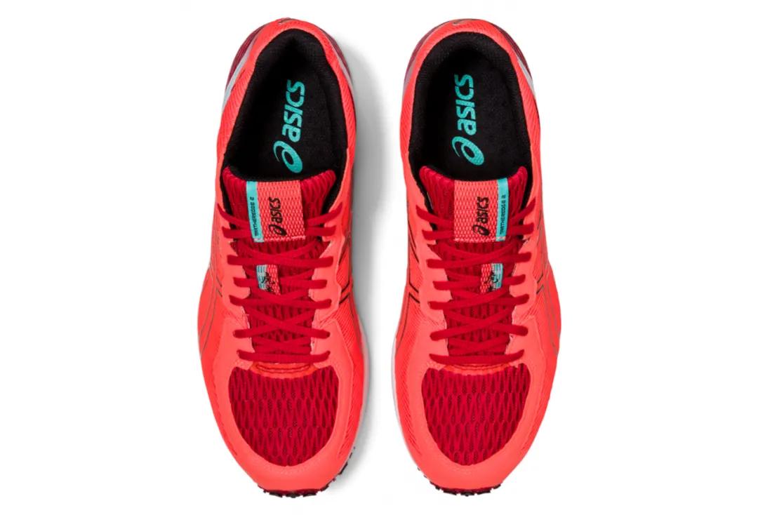 刘嘉玲穿运动鞋,54岁的刘嘉玲穿运动装登山