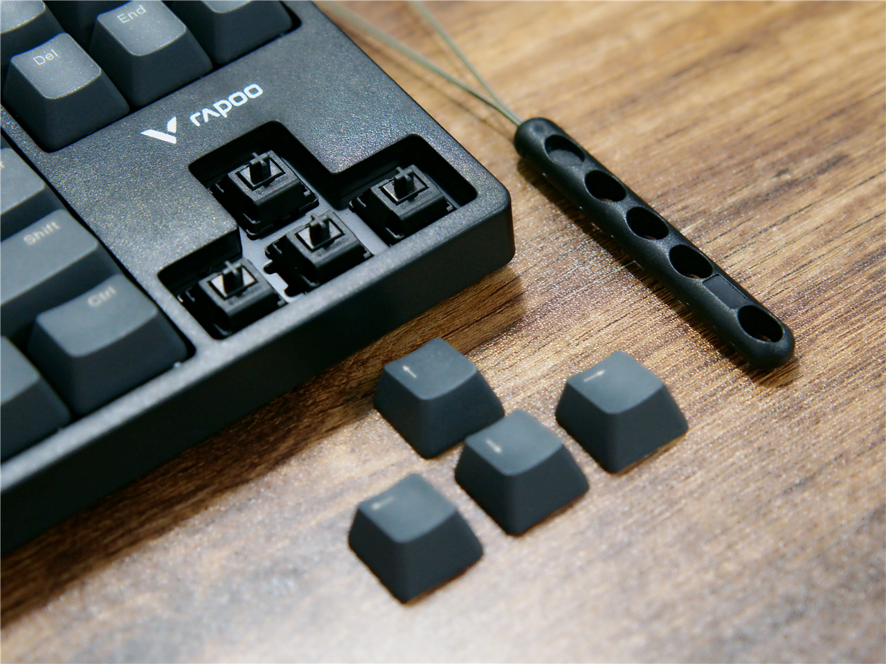 雷柏v860-87是不是金属板,雷柏v860-87键盘怎么样