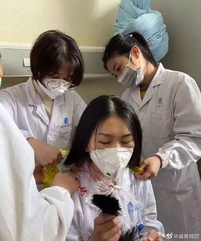 泪目致敬最可爱的兵,致敬最可爱的小孩子们