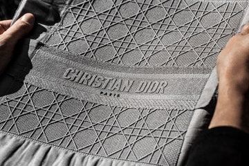 奚梦瑶的包包有哪些,奚梦瑶同款mini包