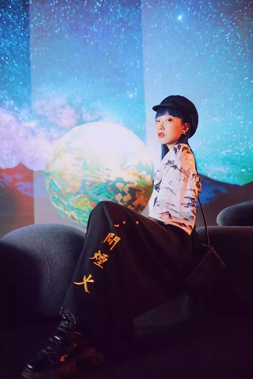 服装设计师的180㎡低调奢华家,超美衣帽间顶一个小户型