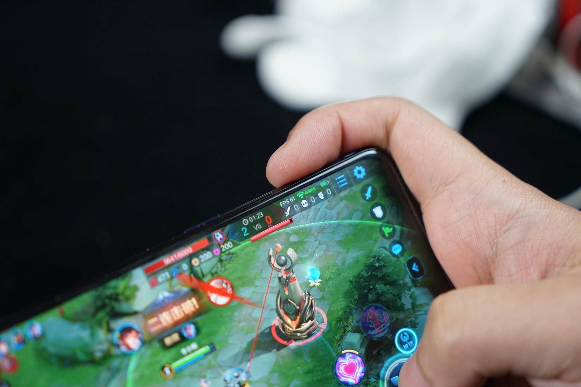 vivox27全面讲解,vivox27搭配零界全面屏设计