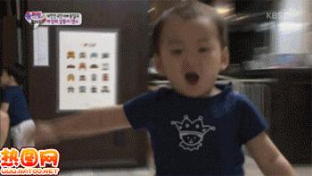 60㎡小屋，我们收了482件衣服，186双鞋子，412本书……