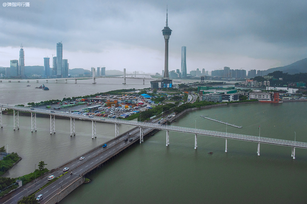 细品光彩琉璃中的东方韵味，澳门旅居的奢雅华贵尽汇于此