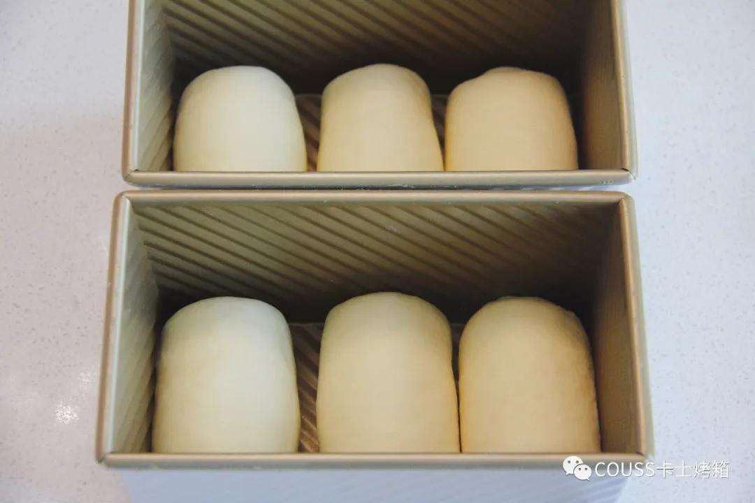 软糯香甜的吐司面包,绵软的云朵面包