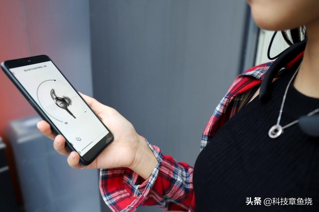 降噪耳机boseqc30测评李大锤,基础玩家boseqc30蓝牙降噪耳机