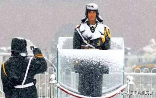 中国军人站岗真是一动不动吗,解放军站岗纹丝不动