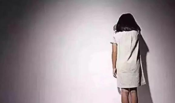 被亲父毒打性侵，多次自杀亲妈视而不见，刘玉璞的人生有多惨