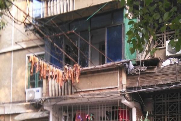 小南京—湘潭的城中村，是大学生情侣天堂，老板日进斗金