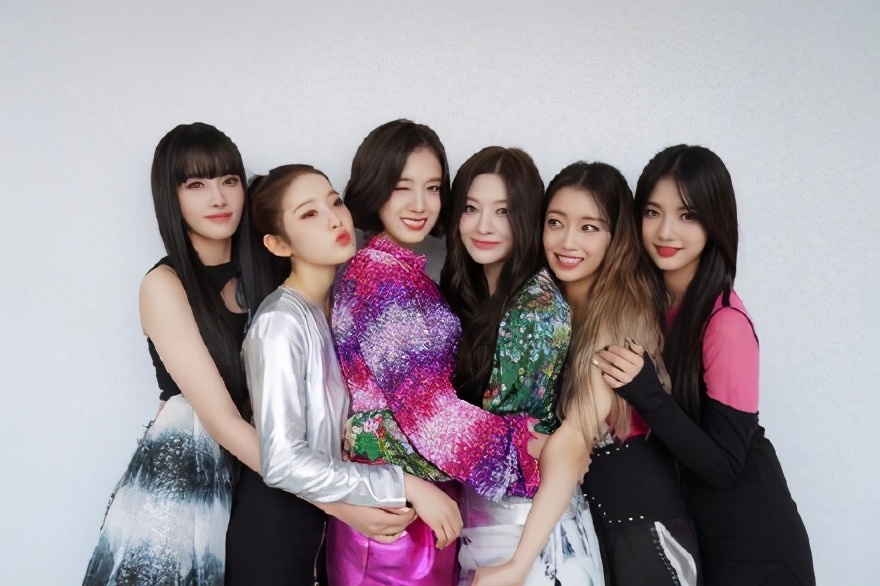 stayc黑眼必胜,stayc女团高光视频