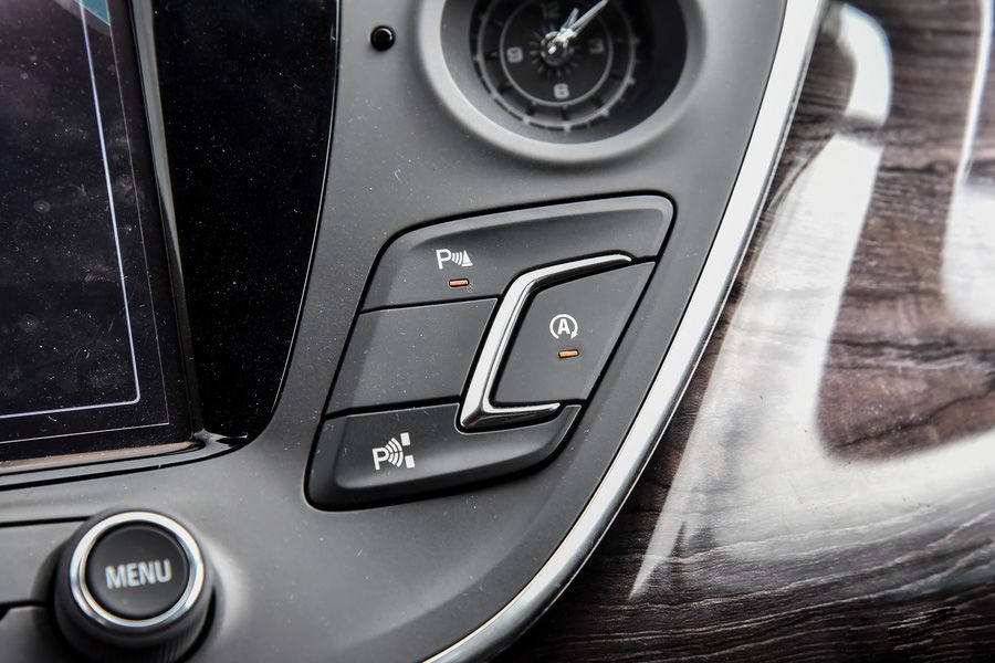 汽车精修套路大揭秘，二手车三大理财产品新解谜