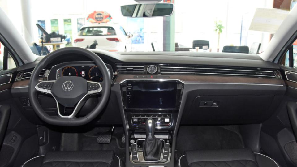 小保养费用247元,小保养369元