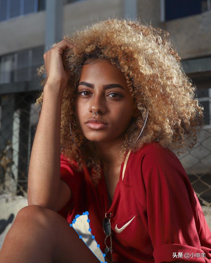 ps抠图18个金发女孩,ps抠图女生头发