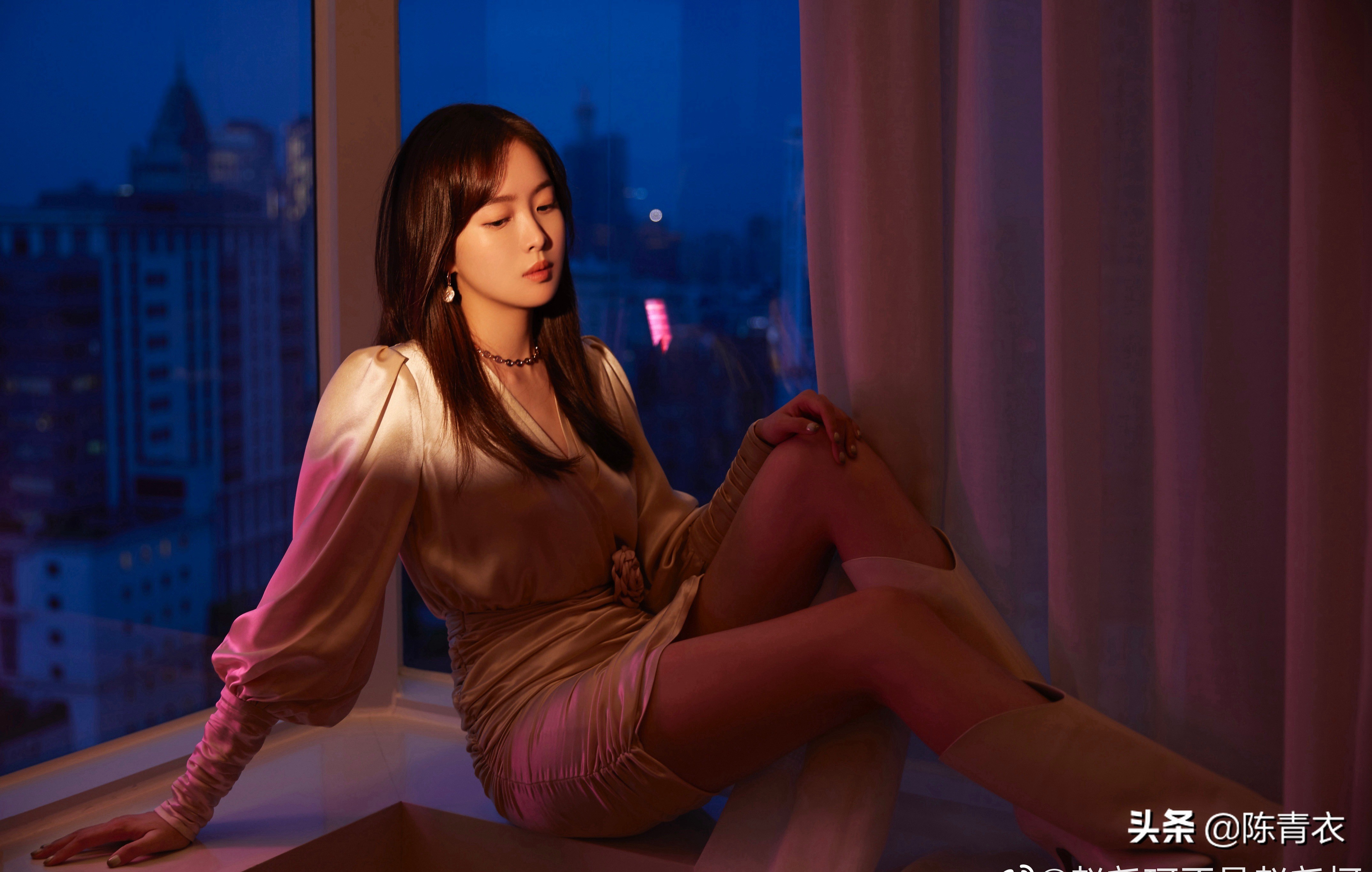 赵尧珂山茶花写真,赵尧珂连衣裙图片