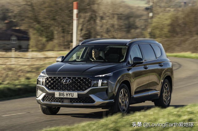 全新现代圣达菲2024款,2013年现代圣达菲2.0手动多少油耗