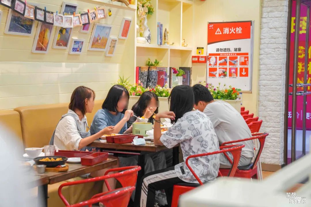 好吃不贵的披萨,性价比高又好吃的披萨