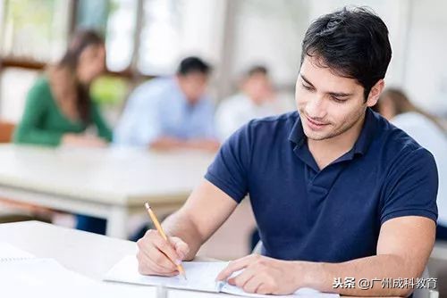 成人专升本政治选择题及答案,成考政治专升本试题及答案