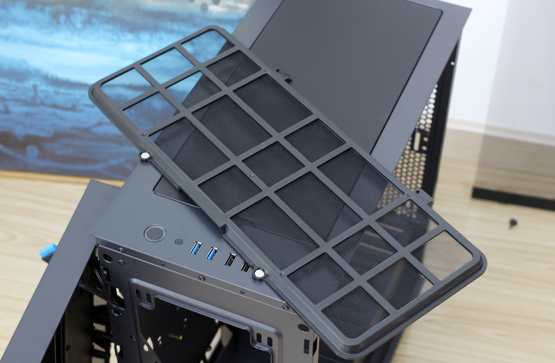 鑫谷atx3.0850w全模组,鑫谷机箱可以装三风扇显卡吗