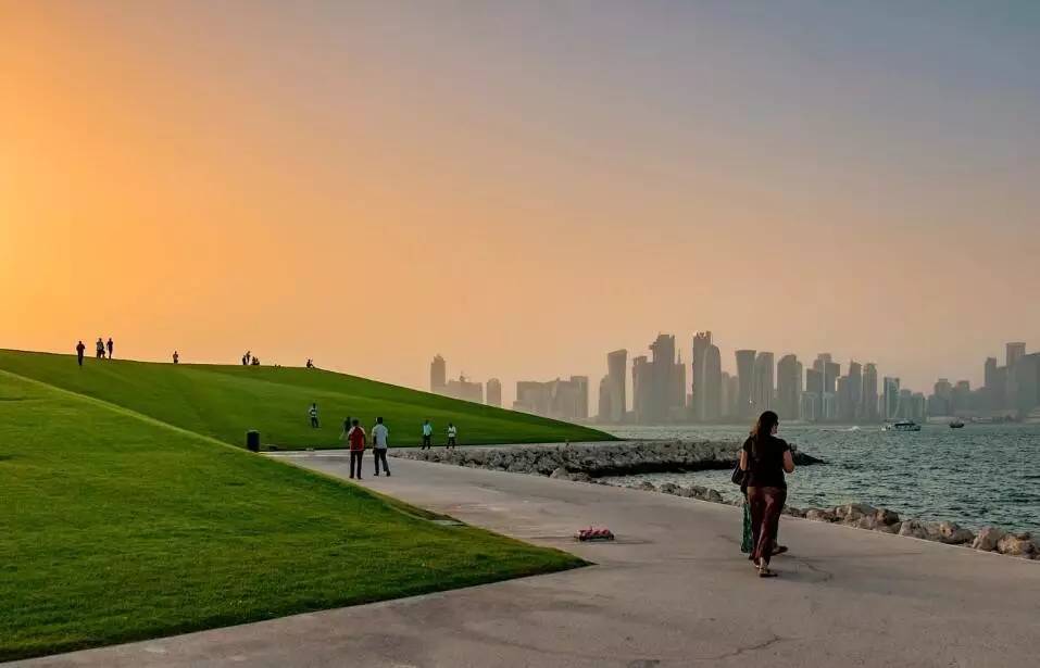卡塔尔和迪拜旅游哪个好,卡塔尔迪拜之旅