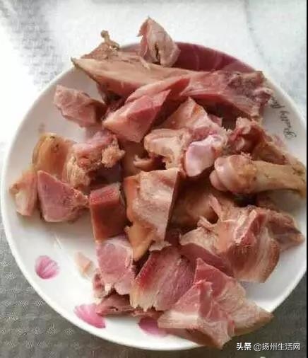 隐匿在扬州犄角旮旯的N家美食店，粢饭、老鹅、桃酥、板栗......