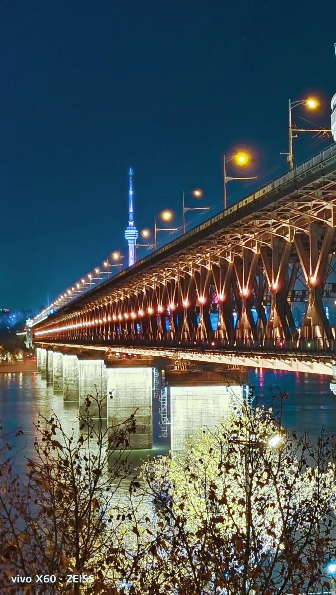 在武汉看夜景的好地方,在武汉好看的风景