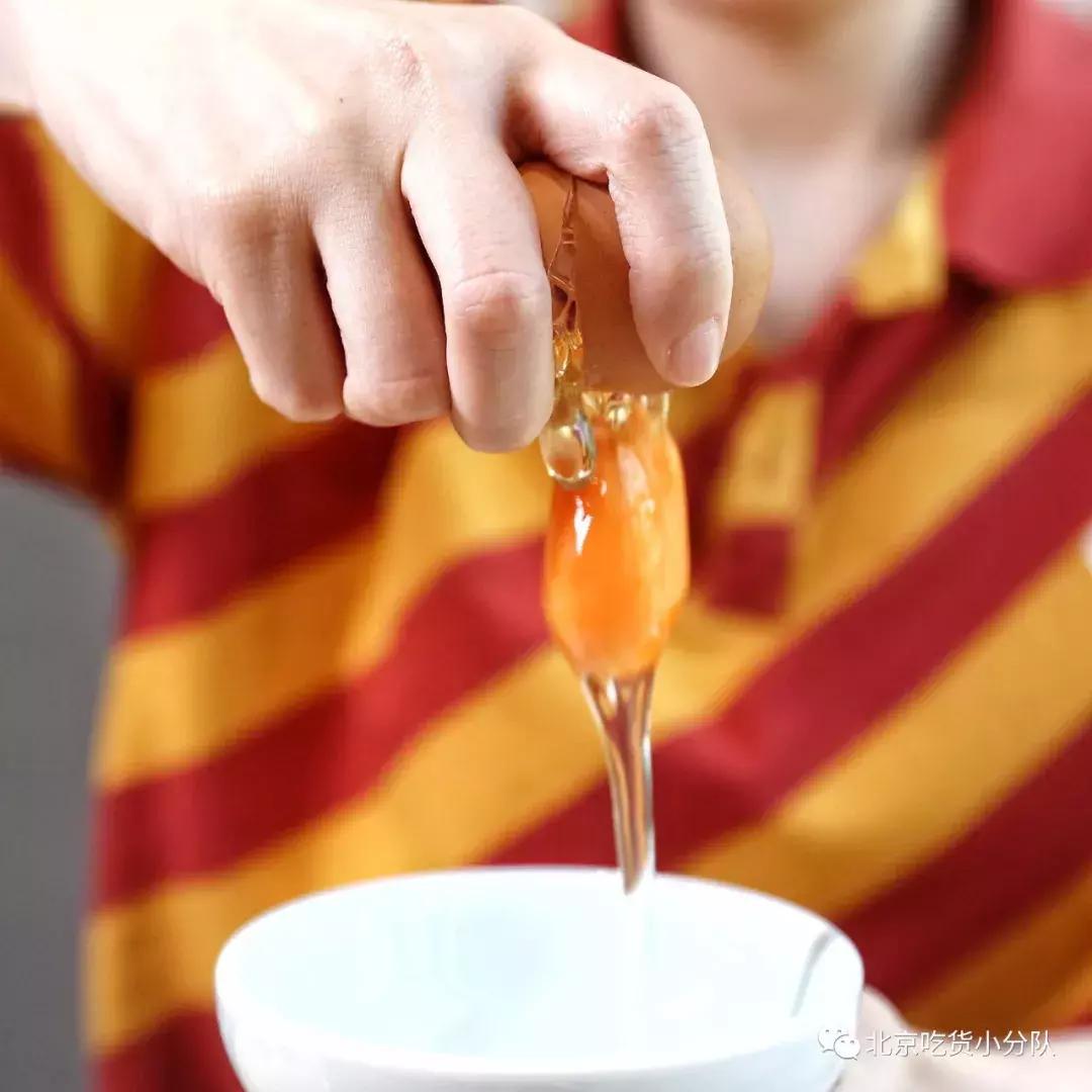 给自助餐老板上一课抖音,吃自助给老板上一课抖音