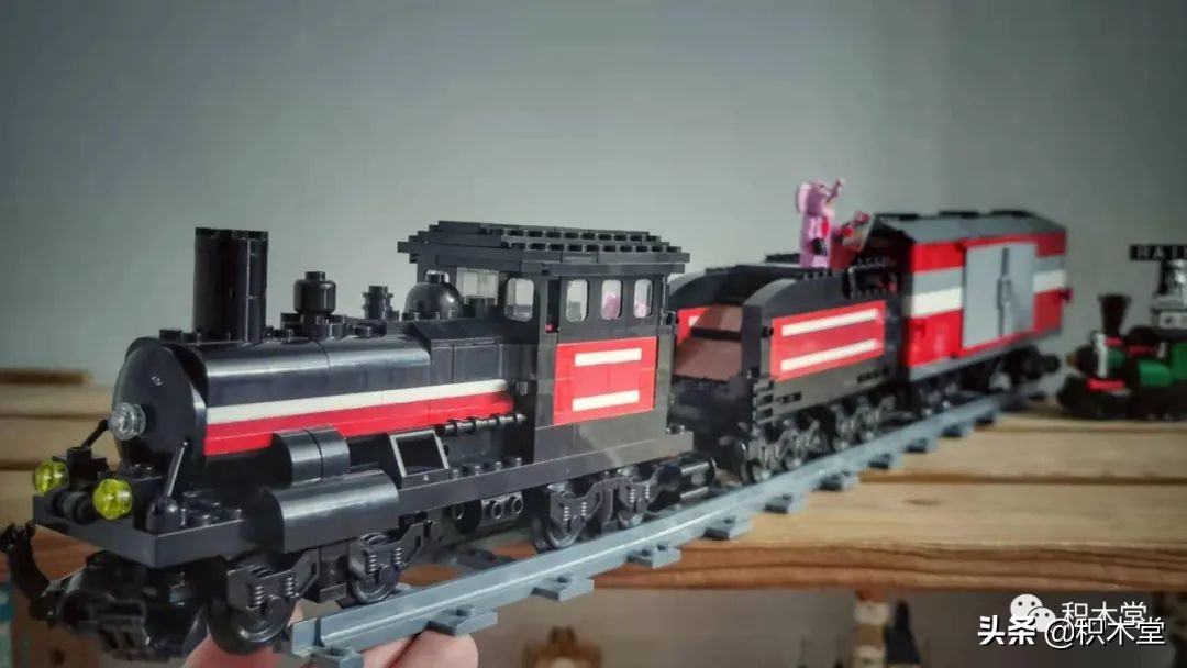 乐*官高**方套内moc最多的一款10183