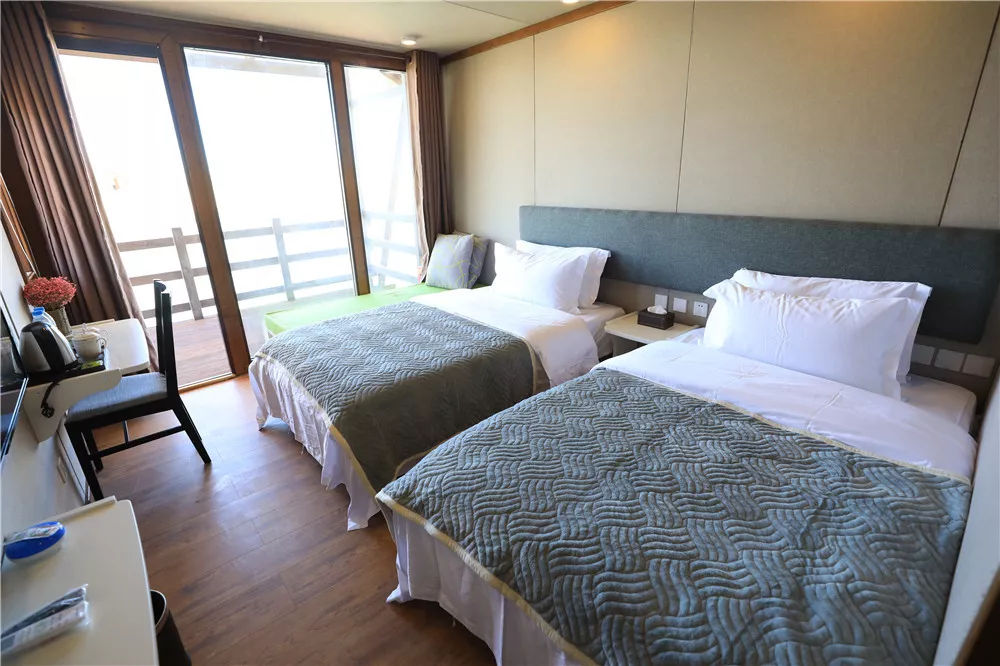 到额济纳旗怎么去胡杨林,五一去额济纳旗胡杨林好看不