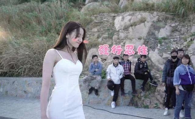 迪丽热巴拍戏时笑场,迪丽热巴拍戏现场各种搞怪