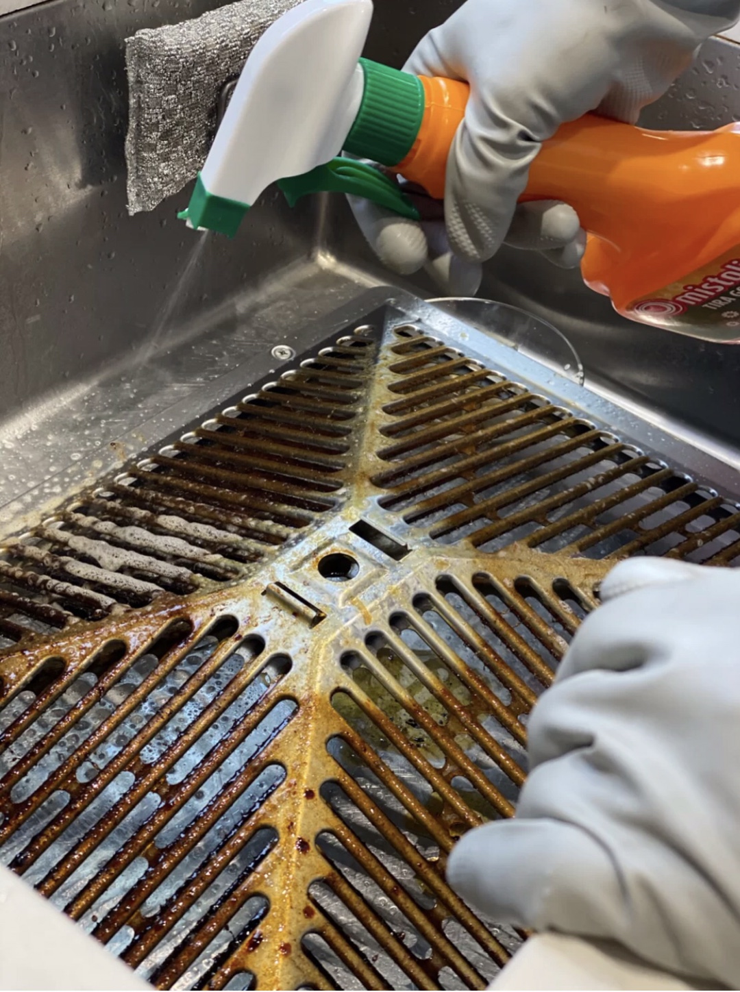 地板清洁剂做家务省事多了,买清洁剂