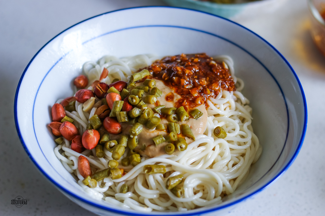 热干面怎么才能做到最好可以开店,6元一碗的热干面做法