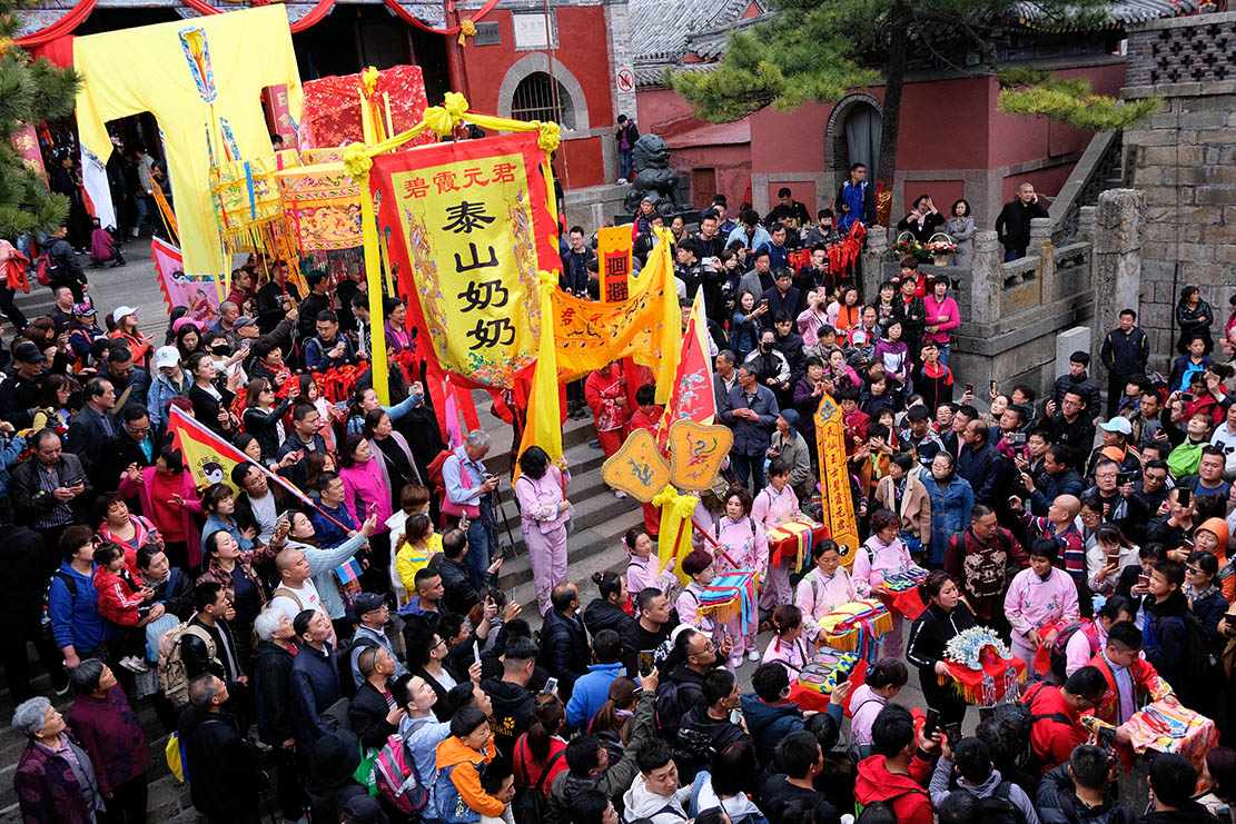 神仙不与民做主，东岳帝君被百姓降格处理，意外催生泰山娘娘信仰