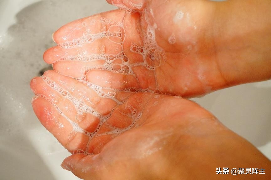 洗发水推荐控油蓬松去头皮屑男生,男士洗发水排行榜第一名去屑止痒