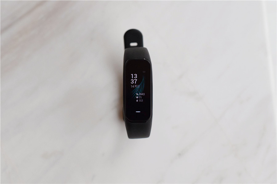 黑加手环1s是小米几,黑加手环1snfc版