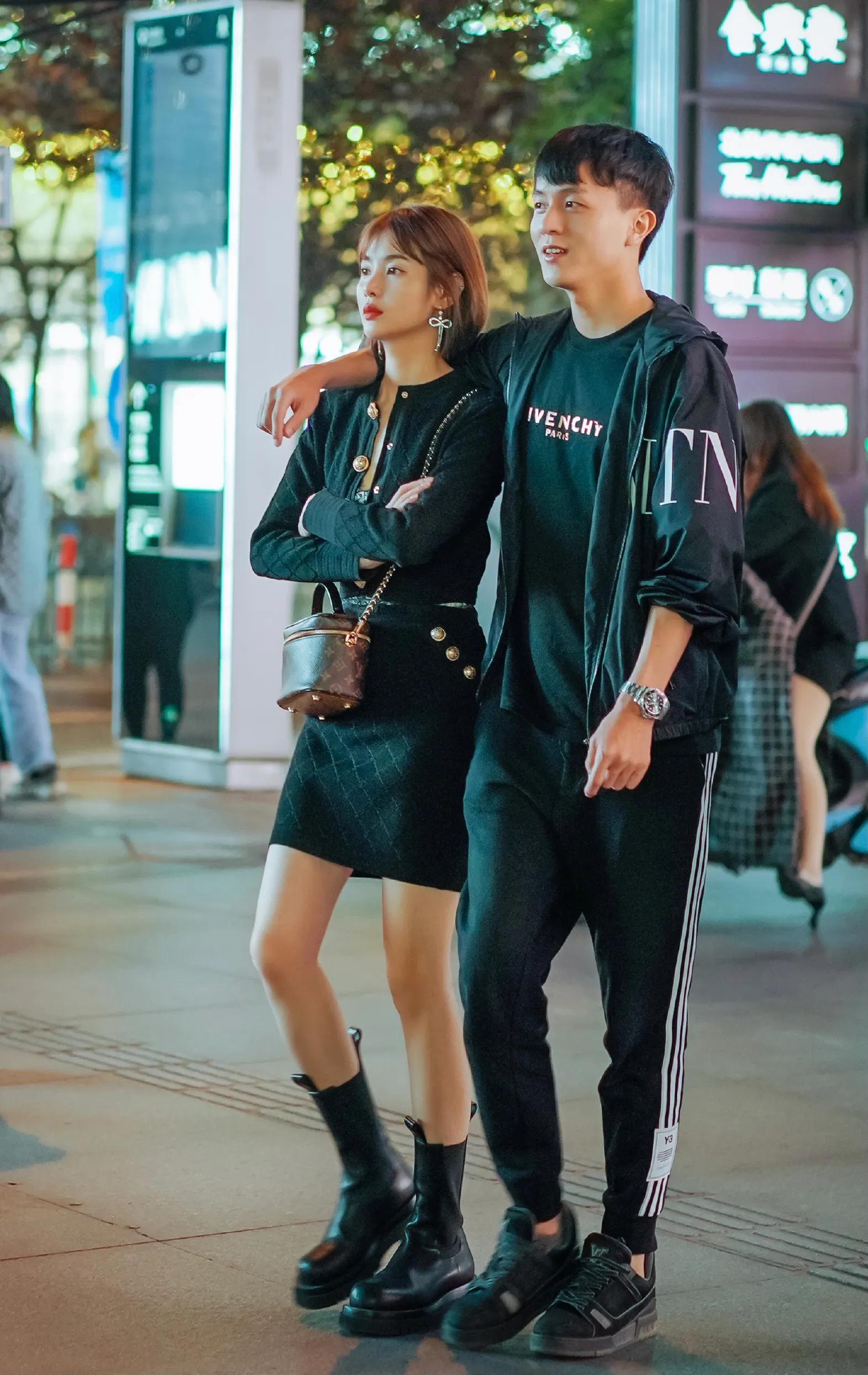 街拍背什么包最好看,街拍路人都背什么包