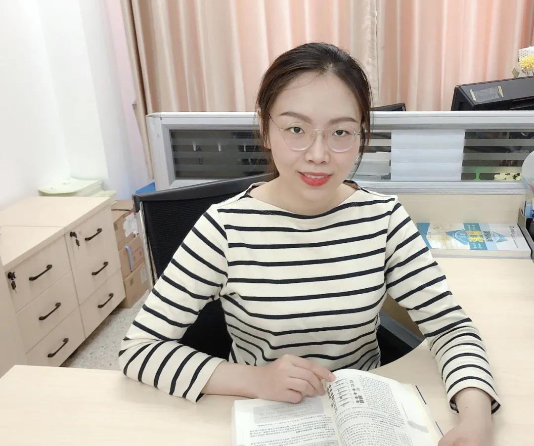 金陵小学和南师附小哪个好一些,金陵小学仙林湖校区一学期学费