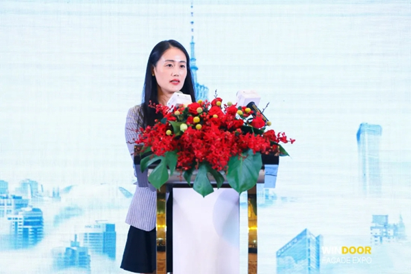 浼熶笟閾濇潗浼佷笟鏂囧寲,浼熶笟閾濇潗璐靛窞杩愯惀涓績