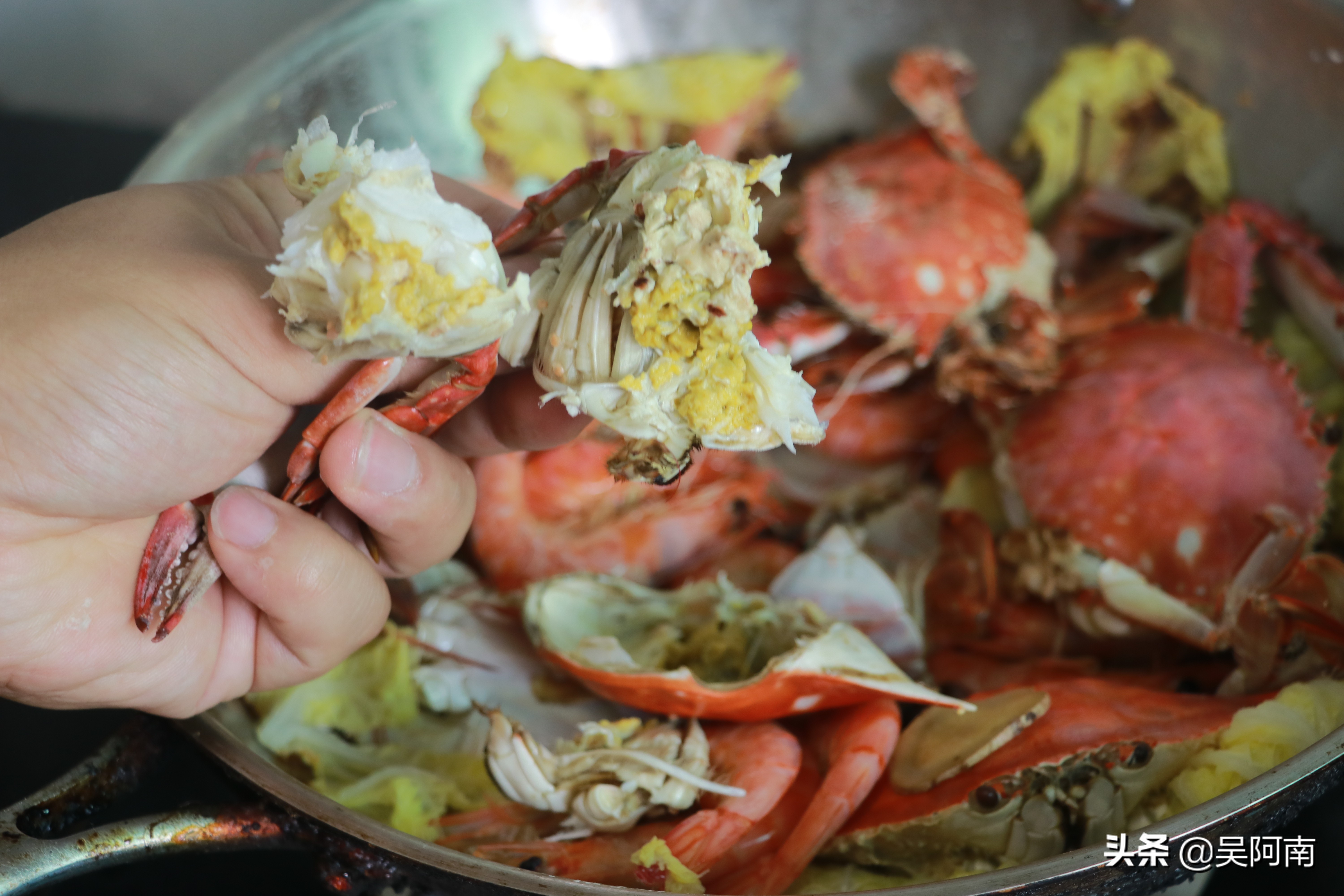 什么时候的螃蟹最肥美,教你挑选螃蟹的8个技巧