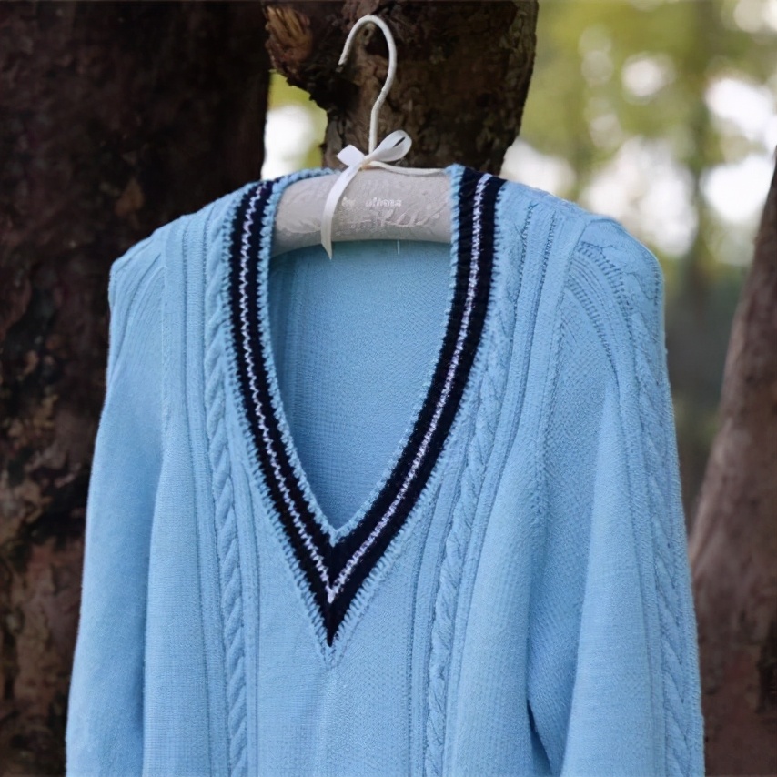 从上往下织v领整件衣服全过程,v领衣编织教程