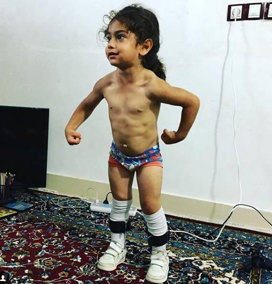 伊朗6岁腹肌男孩,伊朗帅哥腹肌