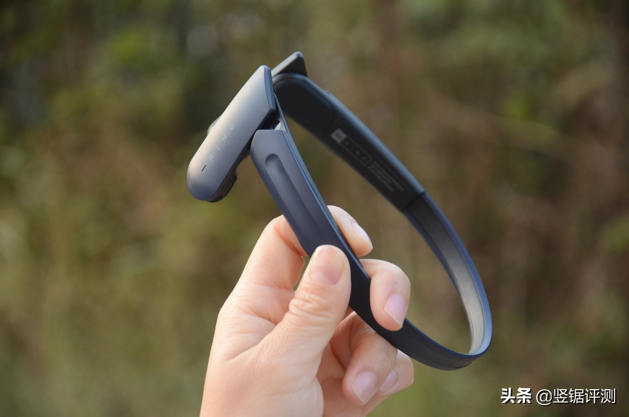 挂耳式无线运动耳机测评,不影响听外界声音的耳机