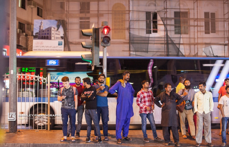 迪拜中国人打工者的真实生活,迪拜繁华城市真实生活